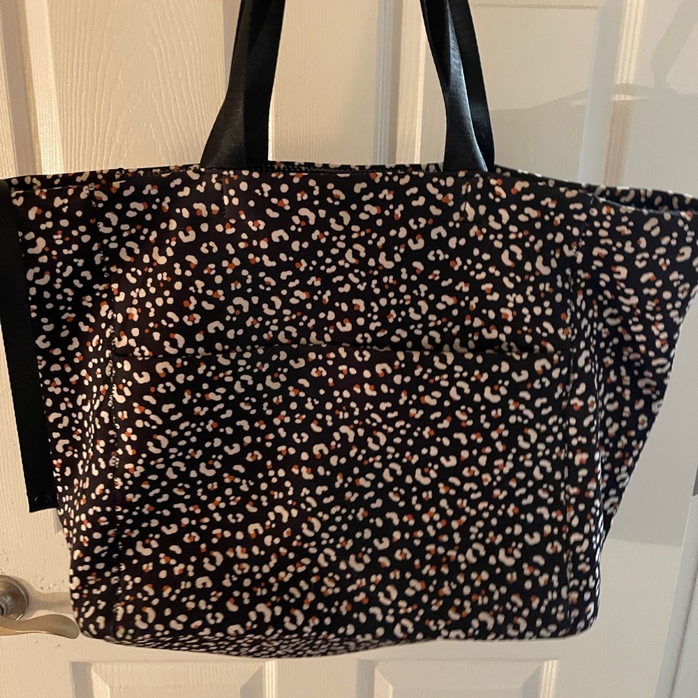 Large target leopard tote